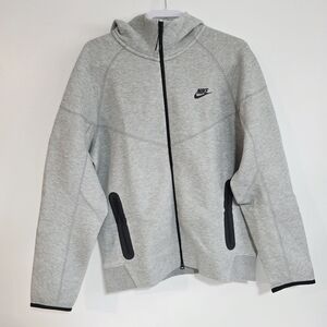 Nike Tech Fleece Gray Heather Windrunner Full Zip Hoodie FB7921-063 Size Large